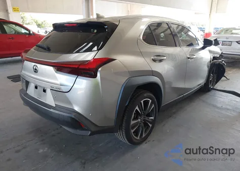 2020 Lexus Ux 200 z USA, uszkodzony, nr VIN JTHP3JBH0L2023798